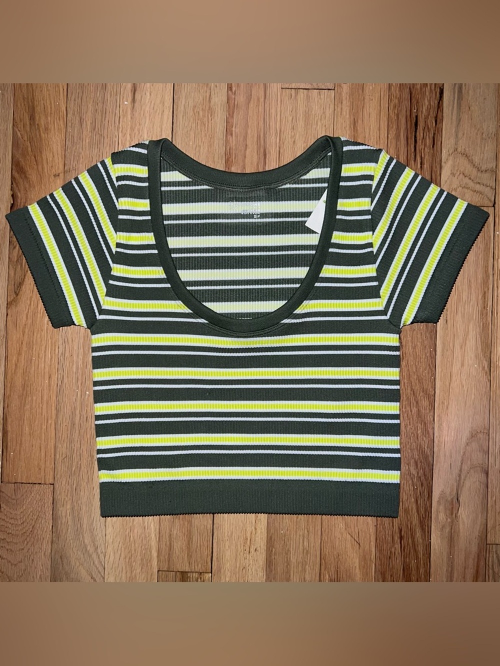 nwt aerie offline seamless green/white striped crop top